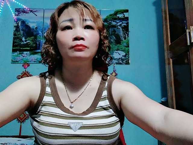 Linhanhsex2k live cam on BongaCams