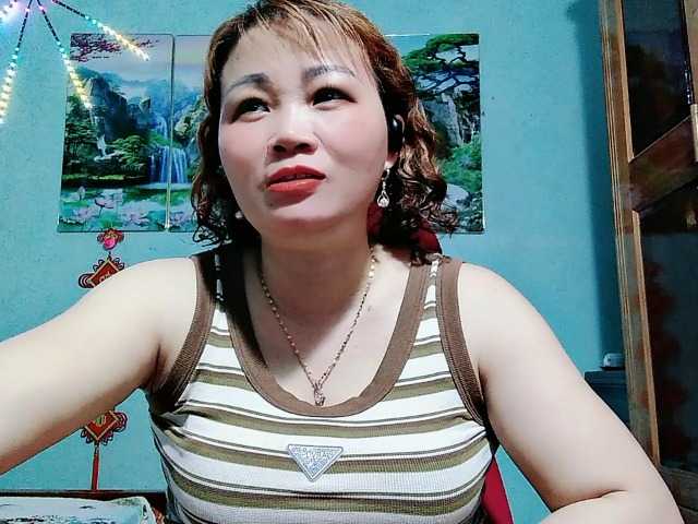 Linhanhsex2k live cam on BongaCams