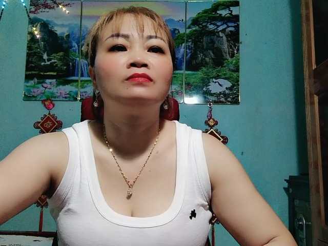 Linhanhsex2k live cam on BongaCams