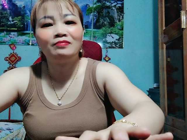 Linhanhsex2k live cam on BongaCams