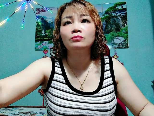 Linhanhsex2k live cam on BongaCams