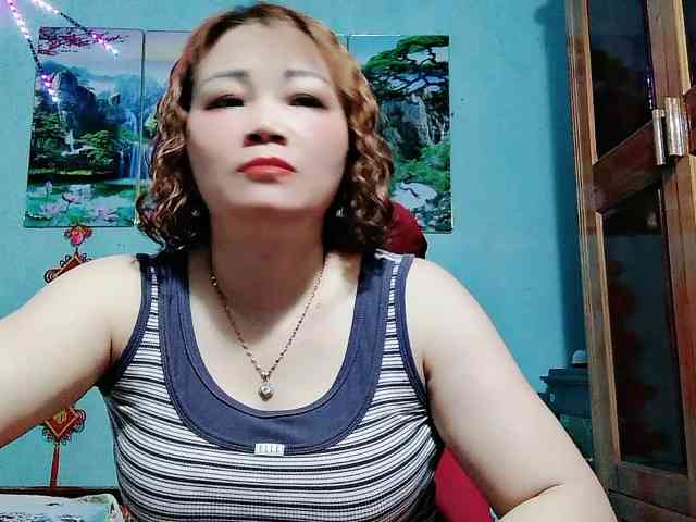Linhanhsex2k webcam