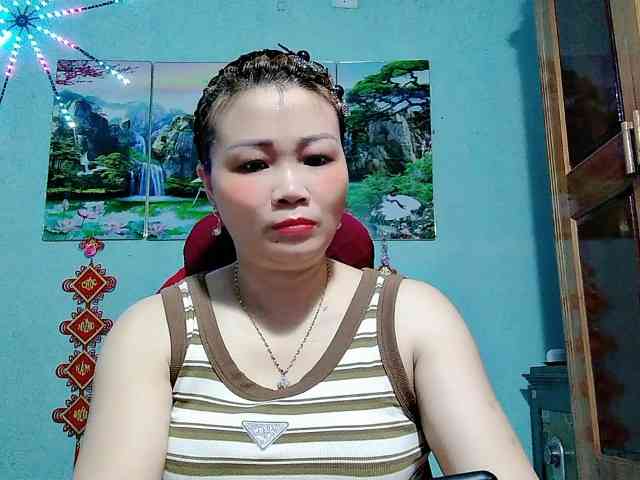 Linhanhsex2k webcam
