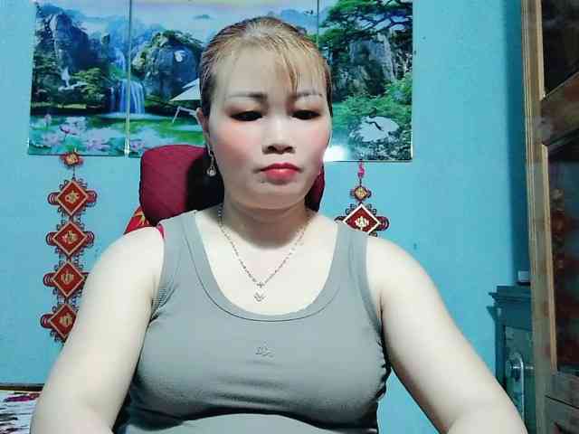 Linhanhsex2k webcam
