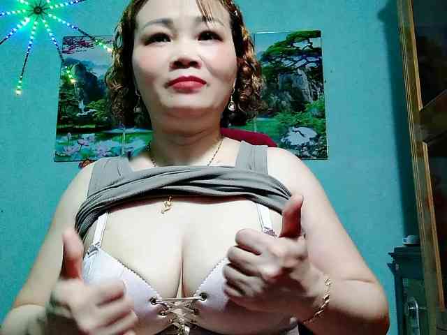 Linhanhsex2k webcam