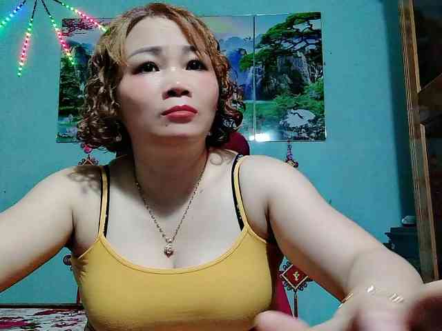 Linhanhsex2k webcam