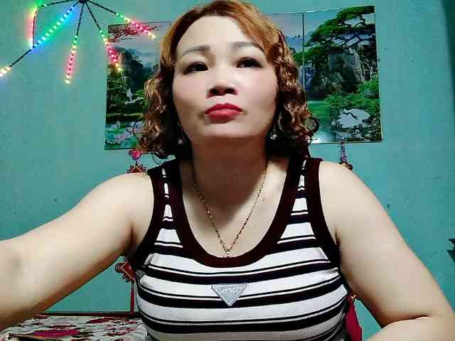 Linhanhsex2k Live Webcam on BongaCams