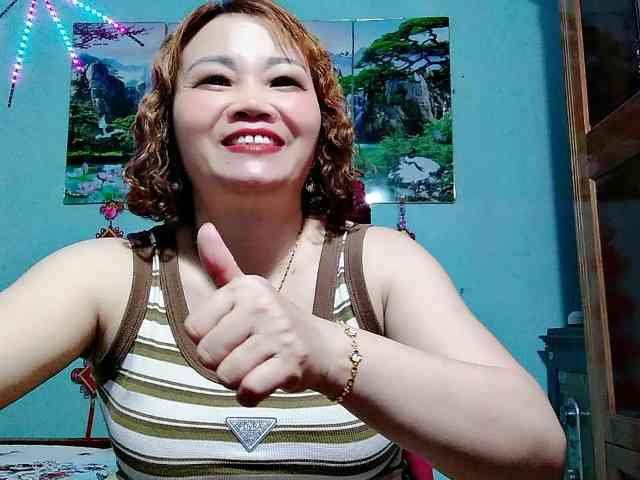 Linhanhsex2k webcam