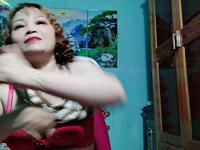 Linhanhsex2k webcam