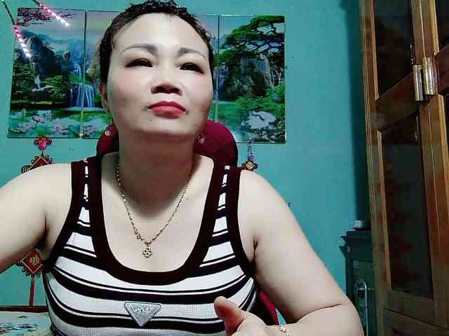 Linhanhsex2k webcam