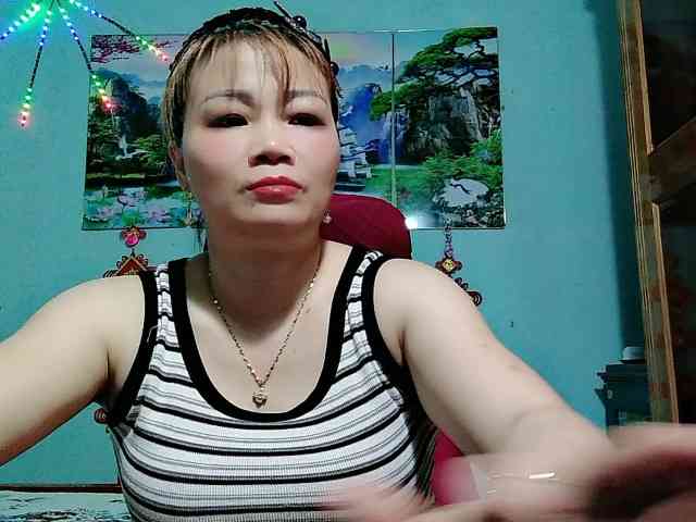 Linhanhsex2k webcam