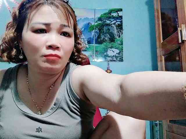 Linhanhsex2k webcam