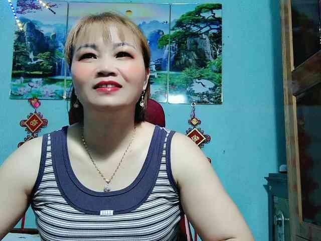 Linhanhsex2k webcam