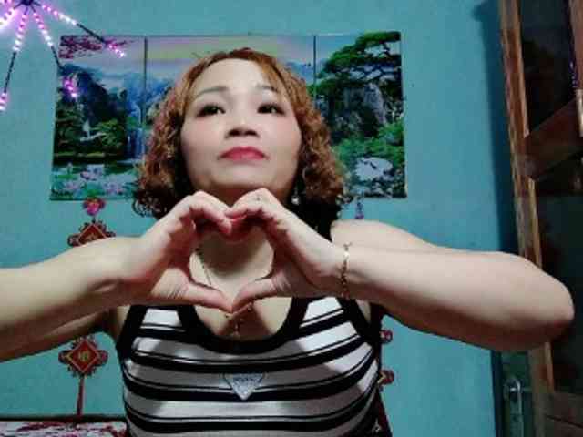 Linhanhsex2k webcam