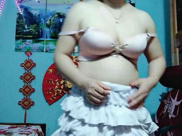 Linhanhsex2k webcam