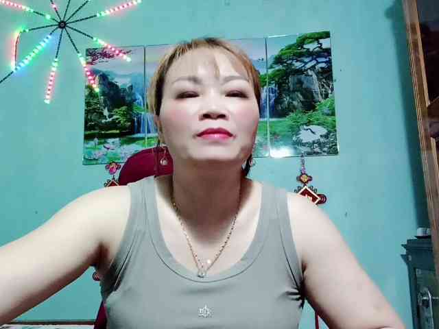 Linhanhsex2k webcam