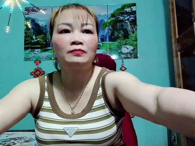 Linhanhsex2k webcam