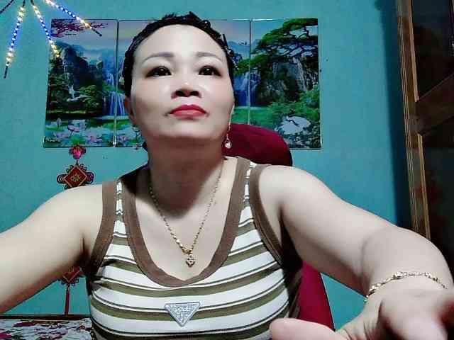 Linhanhsex2k webcam