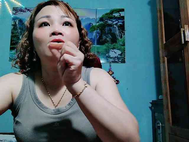 Linhanhsex2k webcam