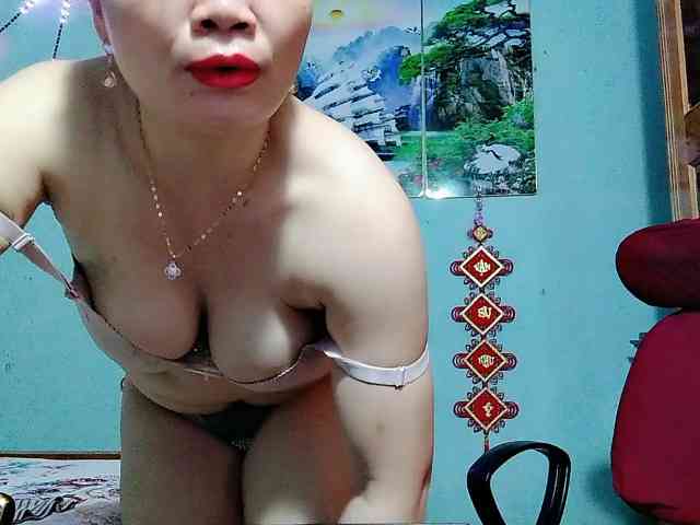 Linhanhsex2k webcam