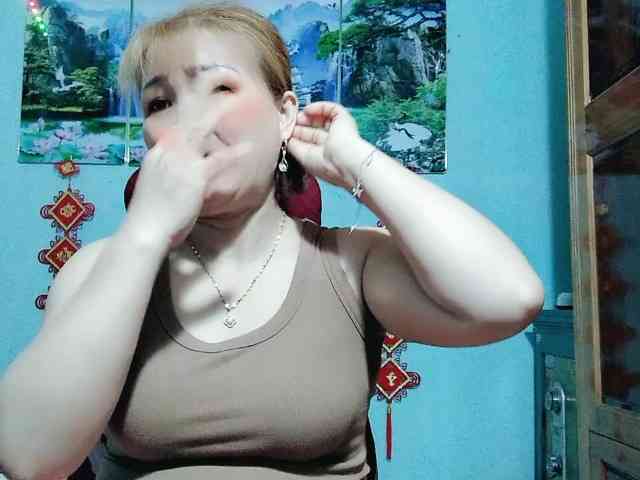 Linhanhsex2k webcam