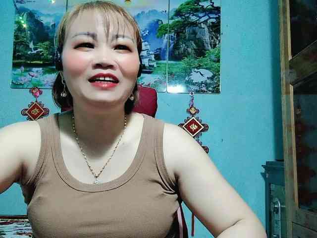 Linhanhsex2k webcam