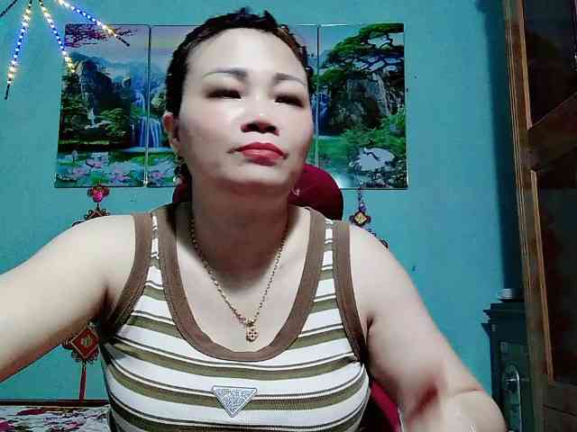 Linhanhsex2k webcam