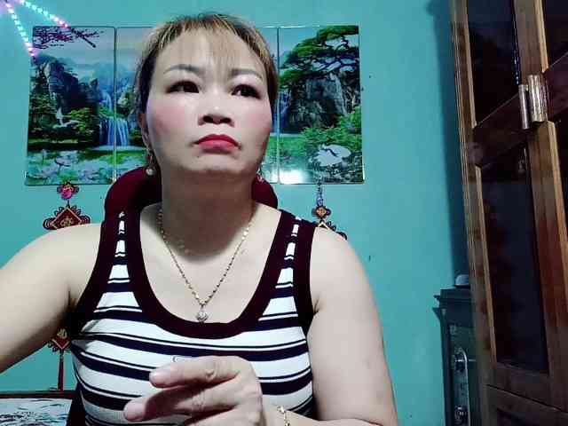 Linhanhsex2k webcam