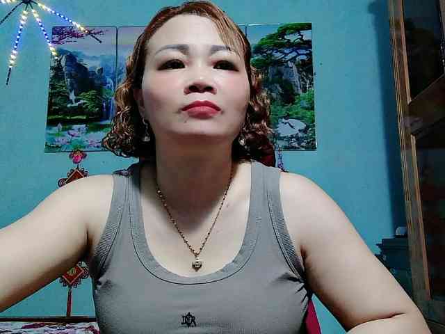 Linhanhsex2k webcam