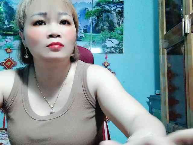 Linhanhsex2k webcam