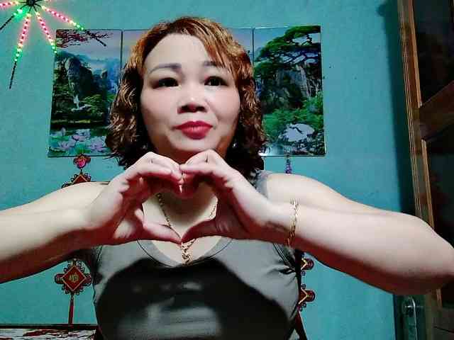 Linhanhsex2k webcam