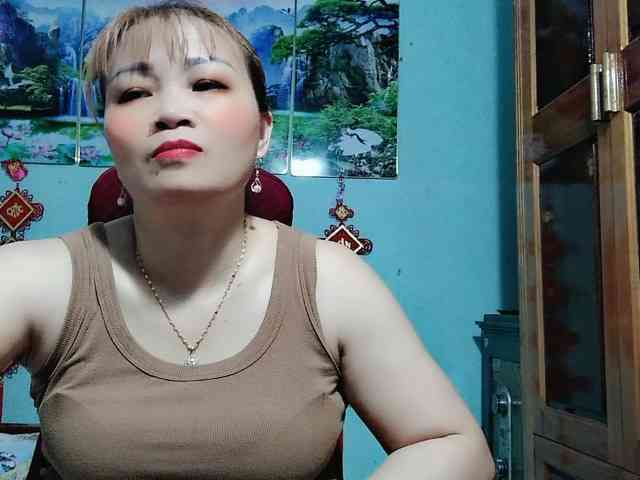 Linhanhsex2k webcam