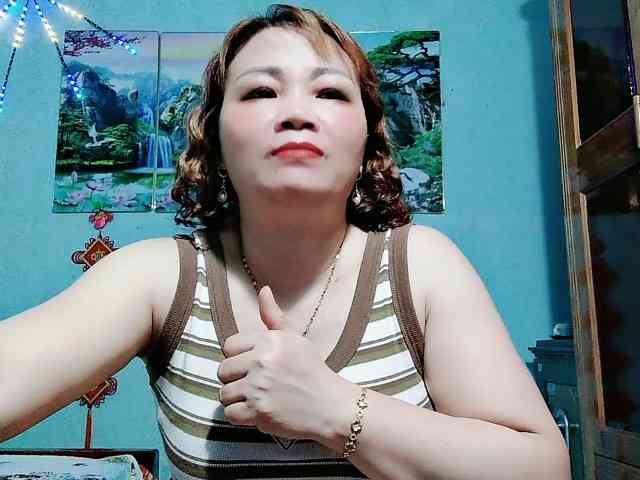 Linhanhsex2k Live Webcam on BongaCams