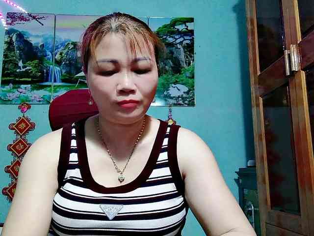 Linhanhsex2k webcam