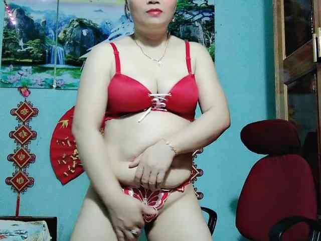 Linhanhsex2k webcam