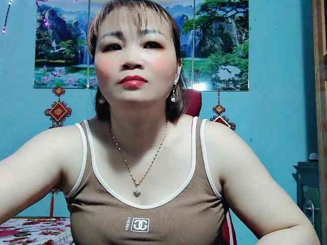 Linhanhsex2k webcam
