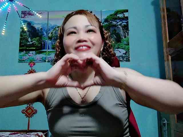 Linhanhsex2k webcam