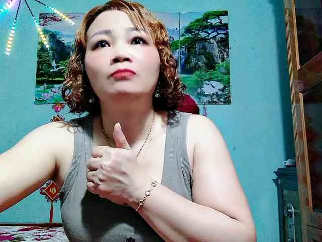 Linhanhsex2k webcam