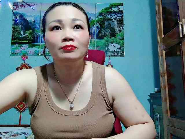 Linhanhsex2k webcam