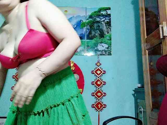 Linhanhsex2k webcam