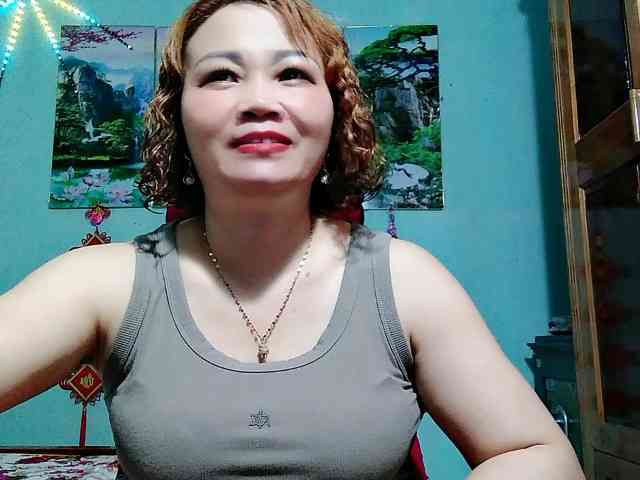 Linhanhsex2k webcam