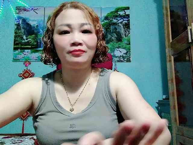 Linhanhsex2k webcam