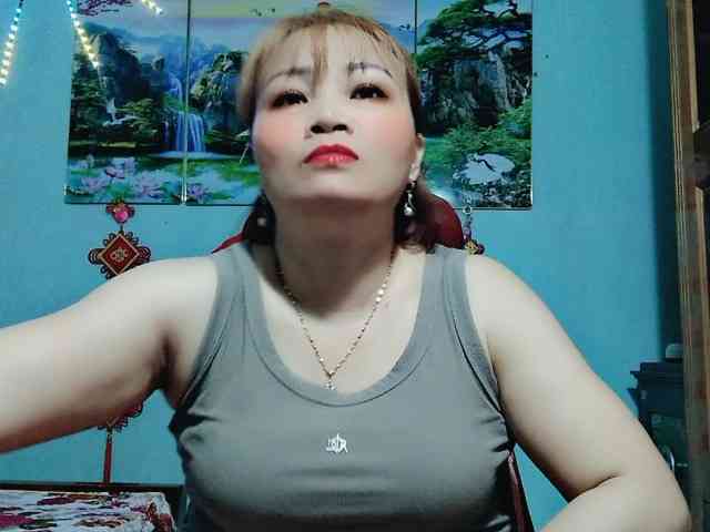 Linhanhsex2k webcam