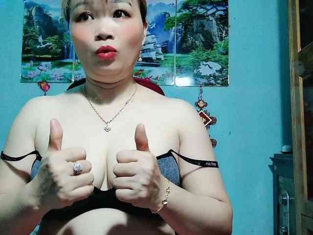 Linhanhsex2k webcam