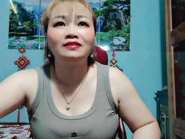 Linhanhsex2k webcam