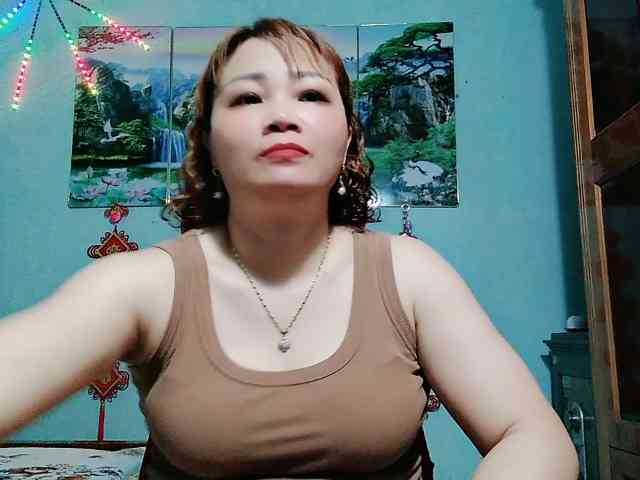 Linhanhsex2k webcam