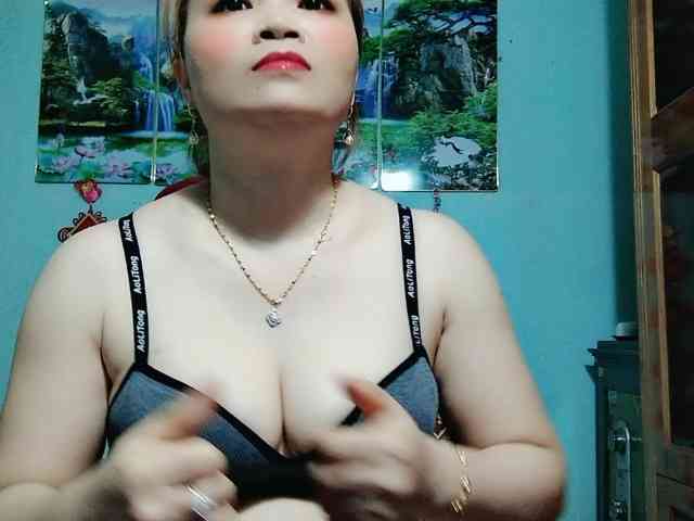 Linhanhsex2k webcam