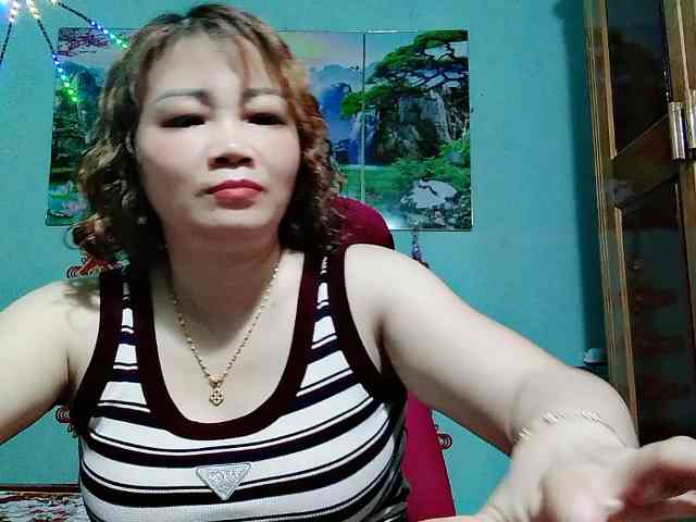 Linhanhsex2k webcam