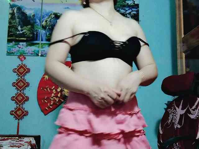 Linhanhsex2k webcam