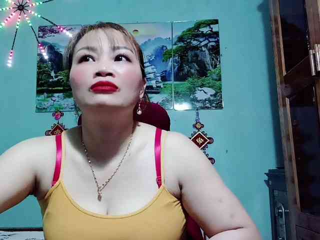 Linhanhsex2k webcam